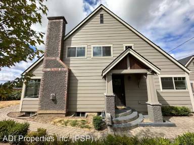 Main picture of 11035 SW Center St