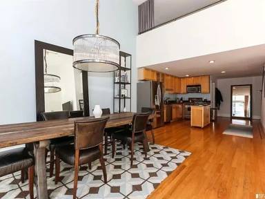 Main picture of 468 Tehama St