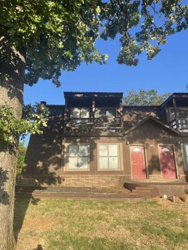 Main picture of 103 Myra Ln