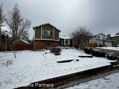 Main picture of 5855 E Old Farm Cir