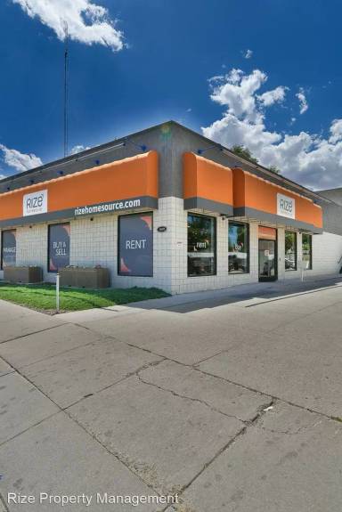 Main picture of 1600 S State St