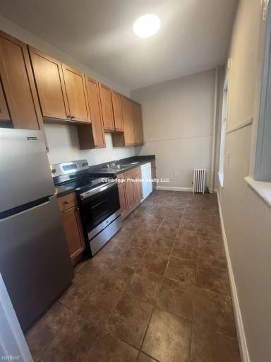 Main picture of 1039 Massachusetts Ave
