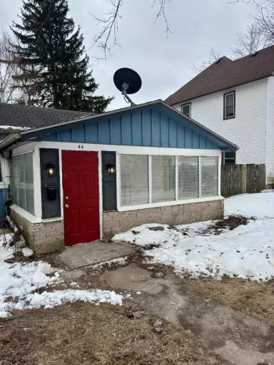 Main picture of 44 Warrington Ave
