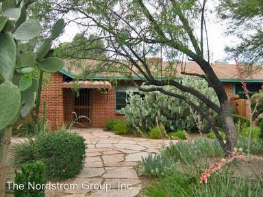 Main picture of 3471 E 4th St