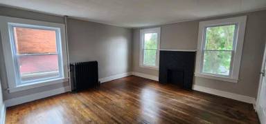 Main picture of 44 Genesee St