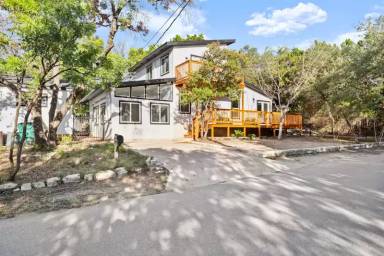 Main picture of 3904 Highland Dr