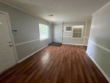 Main picture of 3781 Barron Ave