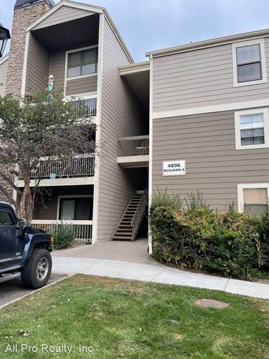 Main picture of Chestnut Condos