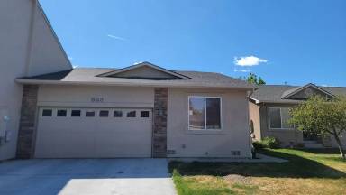 Main picture of 563 Garden Grove Ct
