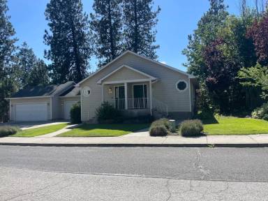 Main picture of 1050 S Westcliff Pl