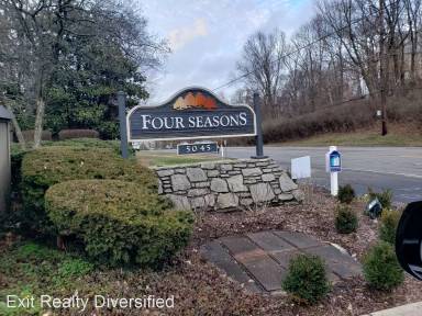 Main picture of 243 Summit Ridge Dr