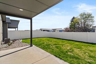 Main picture of 1251 W Moselle Dr