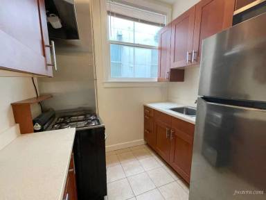 Main picture of 3 Masonic Ave