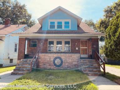 Main picture of 127 S 43rd St