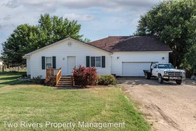 Main picture of 1155 Pioneer Rd