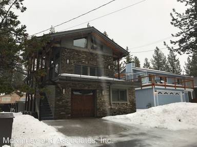 Main picture of 725 Stanford Ave