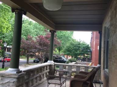 Main picture of 3020 Grand Ave