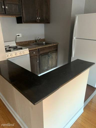 Main picture of 5666 N Ridge Ave