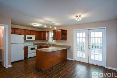 Main picture of 1014 Summer Pl