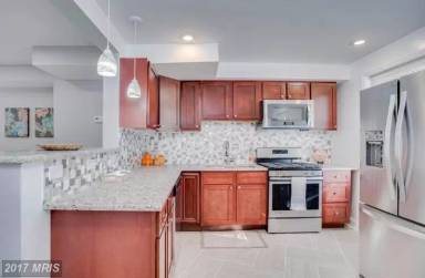 Main picture of 4345 Nicholas Ave