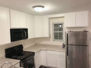 Main picture of 9 Stark Ct