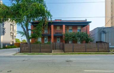Main picture of 1408 N Haskell Ave