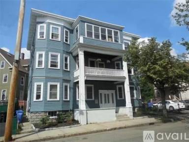 Main picture of 17 Ames St