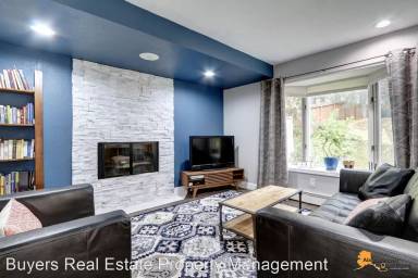 Main picture of 6220 Corner Tree Dr