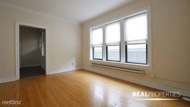 Main picture of 3933 N Janssen Ave