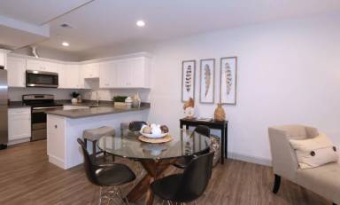 Main picture of 1580 River Street - 3K