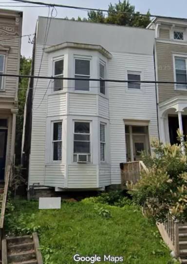 Main picture of 452A Hudson Ave