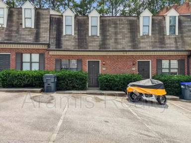 Main picture of 5050 Top Cat Ct