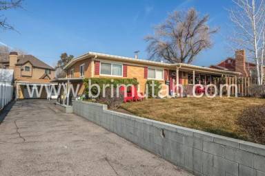 Main picture of 1877 E Osage Orange Ave