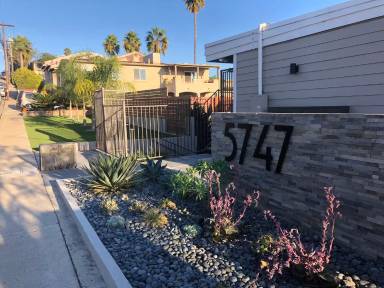 Main picture of 5747 Lauretta St