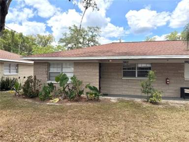 Main picture of 5313 Oakwood Ct
