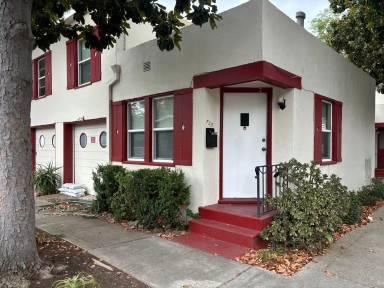 Main picture of 725 Mellus St