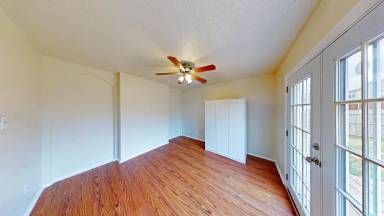 Main picture of 8101 Flowertree Dr