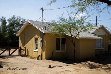 Main picture of 3349 N Flanwill Blvd