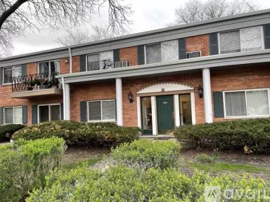 Main picture of 2307 S Goebbert Rd