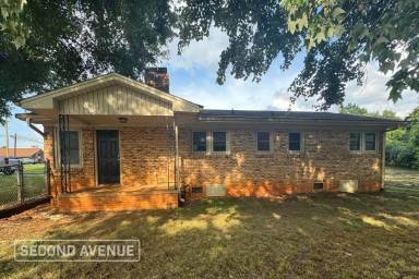 Main picture of 441 Walser Rd