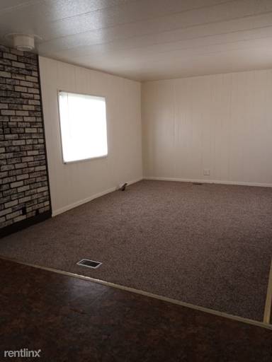 Main picture of 208 Jim St