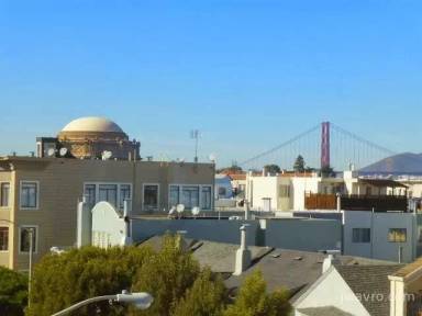 Main picture of 890 Page St