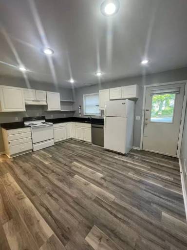 Main picture of 212 Brookridge Ct