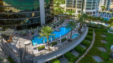 Main picture of Porsche Design Tower Miami