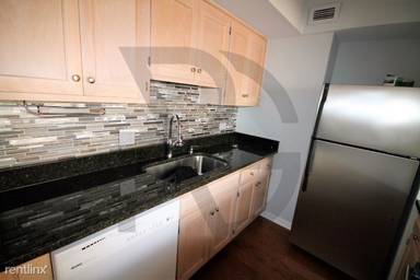 Main picture of Wellington Place Apartments