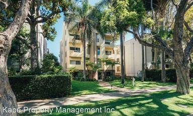 Main picture of 410 N Oakhurst Dr