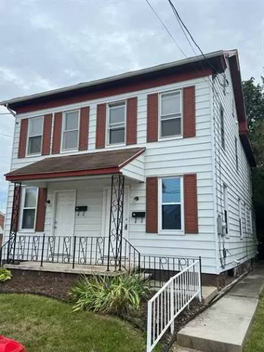 Main picture of 612 Maple Ave