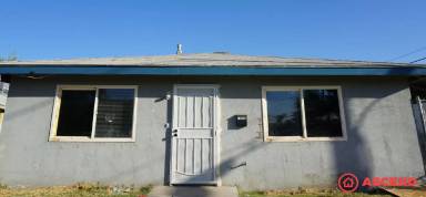 Main picture of 100 Warren Ave