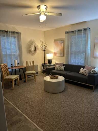 Main picture of 24 Spring St