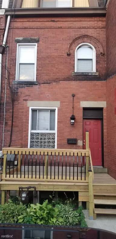 Main picture of 3304 Ward St